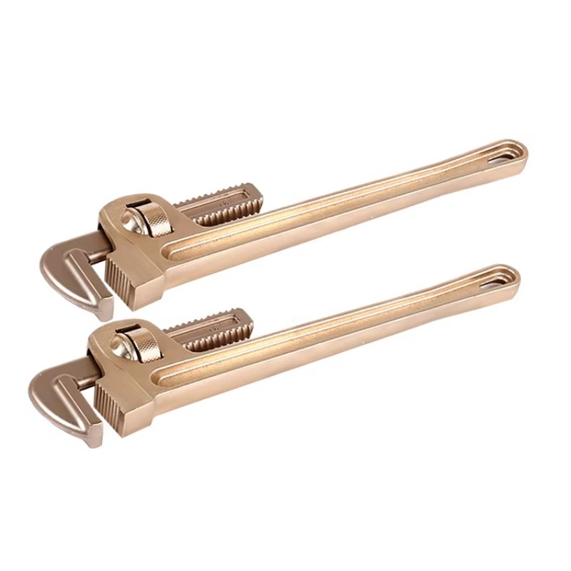 Pipe Wrench Adjustable - Llave de Tubo Ajustable de 8